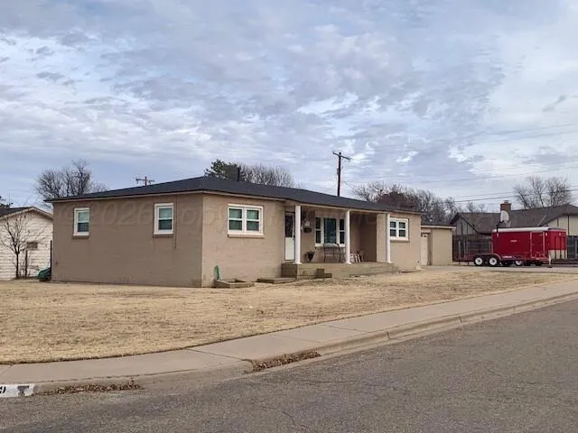 $190,000 | 619 South Indiana Street, Perryton, TX 79070