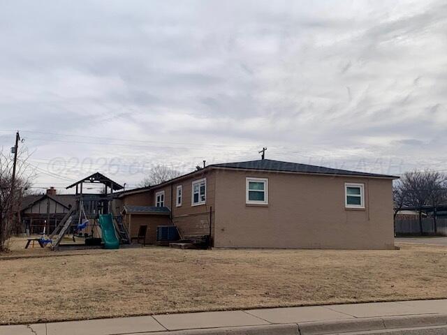 619 South Indiana Street Perryton, TX 79070 - Photo 3 of 28 Rear View
