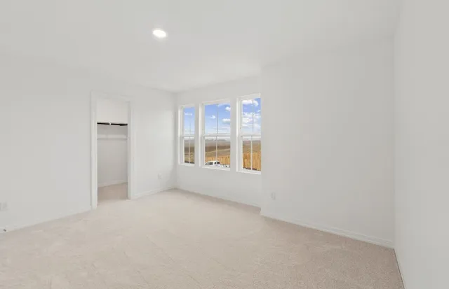 $319,990 | 333 Sullivan Way, Elgin, TX 78621