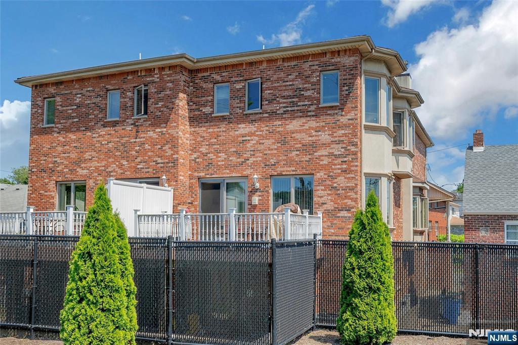4 8th Street, Unit A Fairview, NJ 07022 - Photo 35 of 35