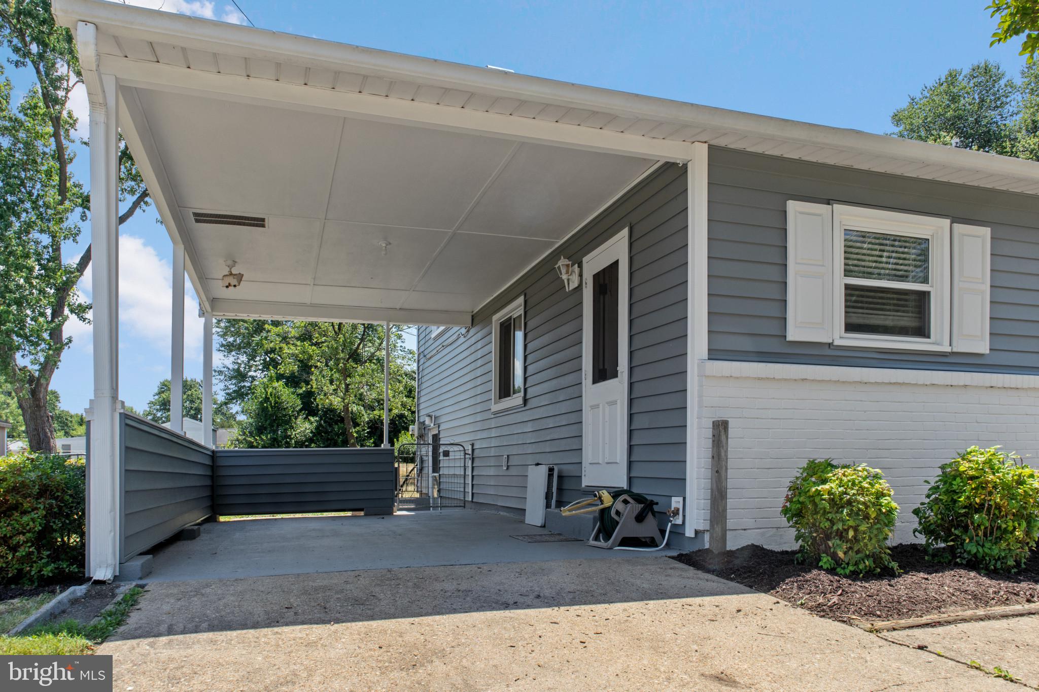 495 Rita Drive Odenton, MD 21113 - Photo 4 of 33 Gallery Image 4