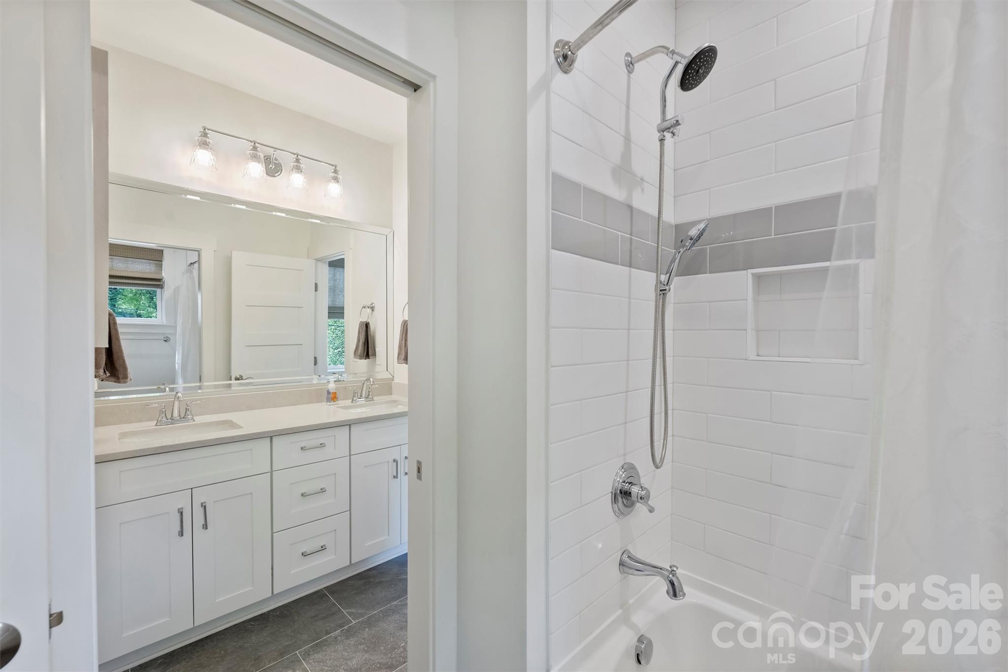 4232 Hiddenbrook Drive Charlotte, NC 28205 - Photo 34 of 44