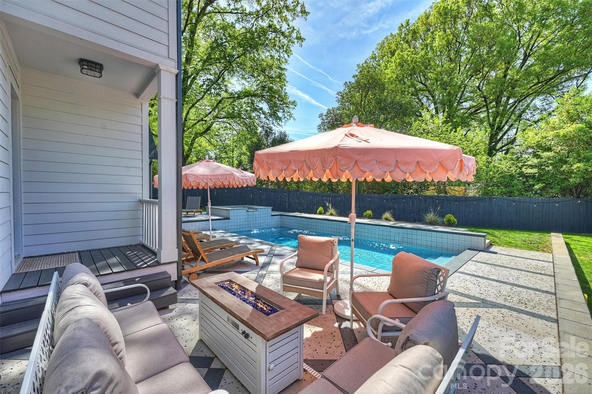 4232 Hiddenbrook Drive Charlotte, NC 28205 - Photo 39 of 44