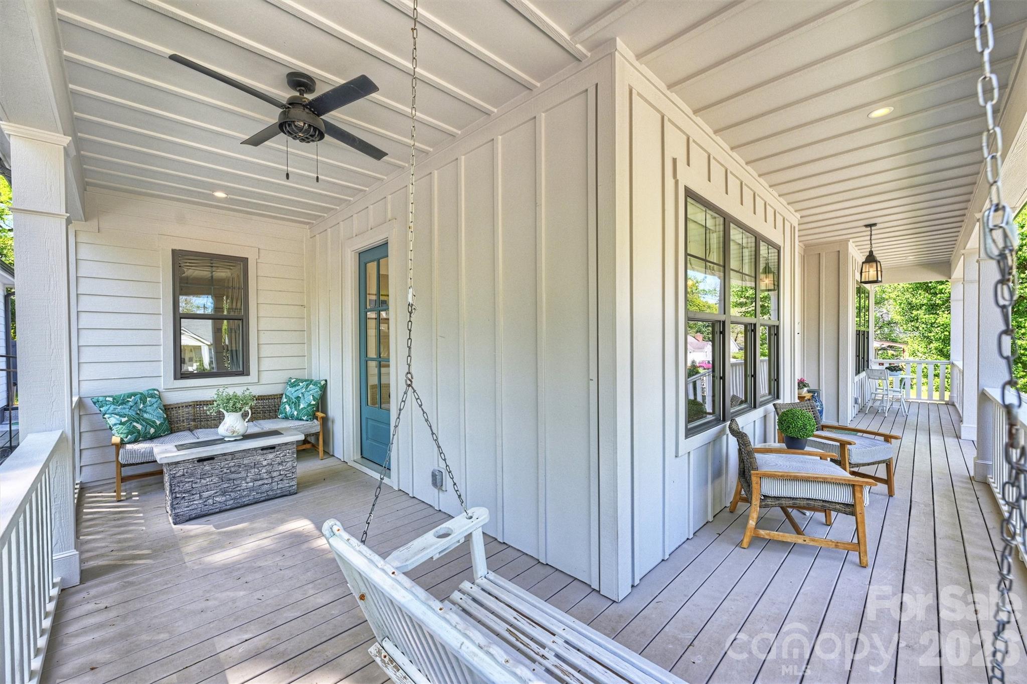 4232 Hiddenbrook Drive Charlotte, NC 28205 - Photo 4 of 44