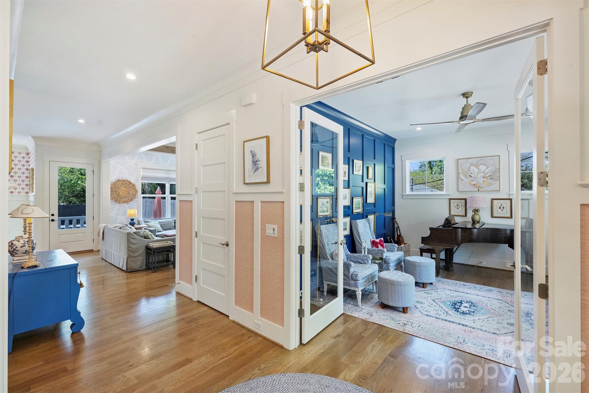 4232 Hiddenbrook Drive Charlotte, NC 28205 - Photo 9 of 44