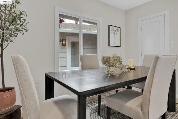 $2,495,000 | 90 Upper Briar Road, Kentfield, CA 94904