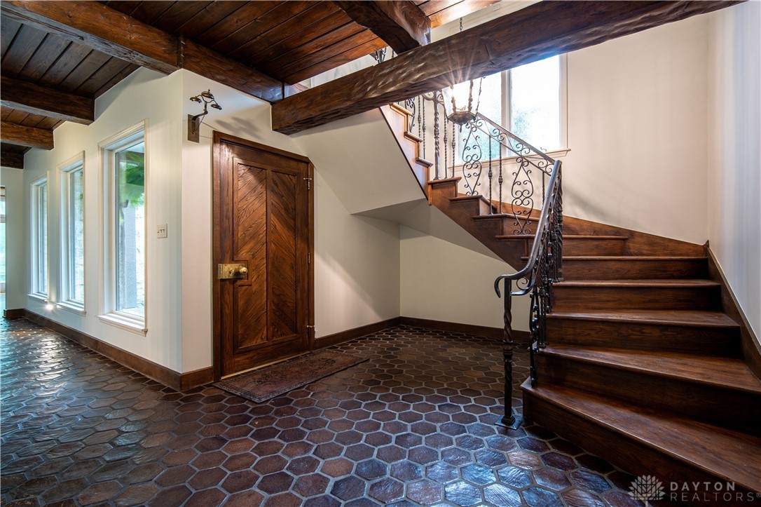 407 West Nottingham Road Dayton, OH 45405 - Photo 10 of 43 Gallery Image 10