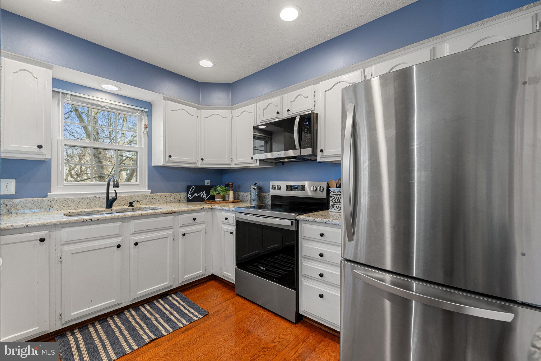14092 Winding Ridge Lane Centreville, VA 20121 - Photo 19 of 45 Stainless Steel Appliances