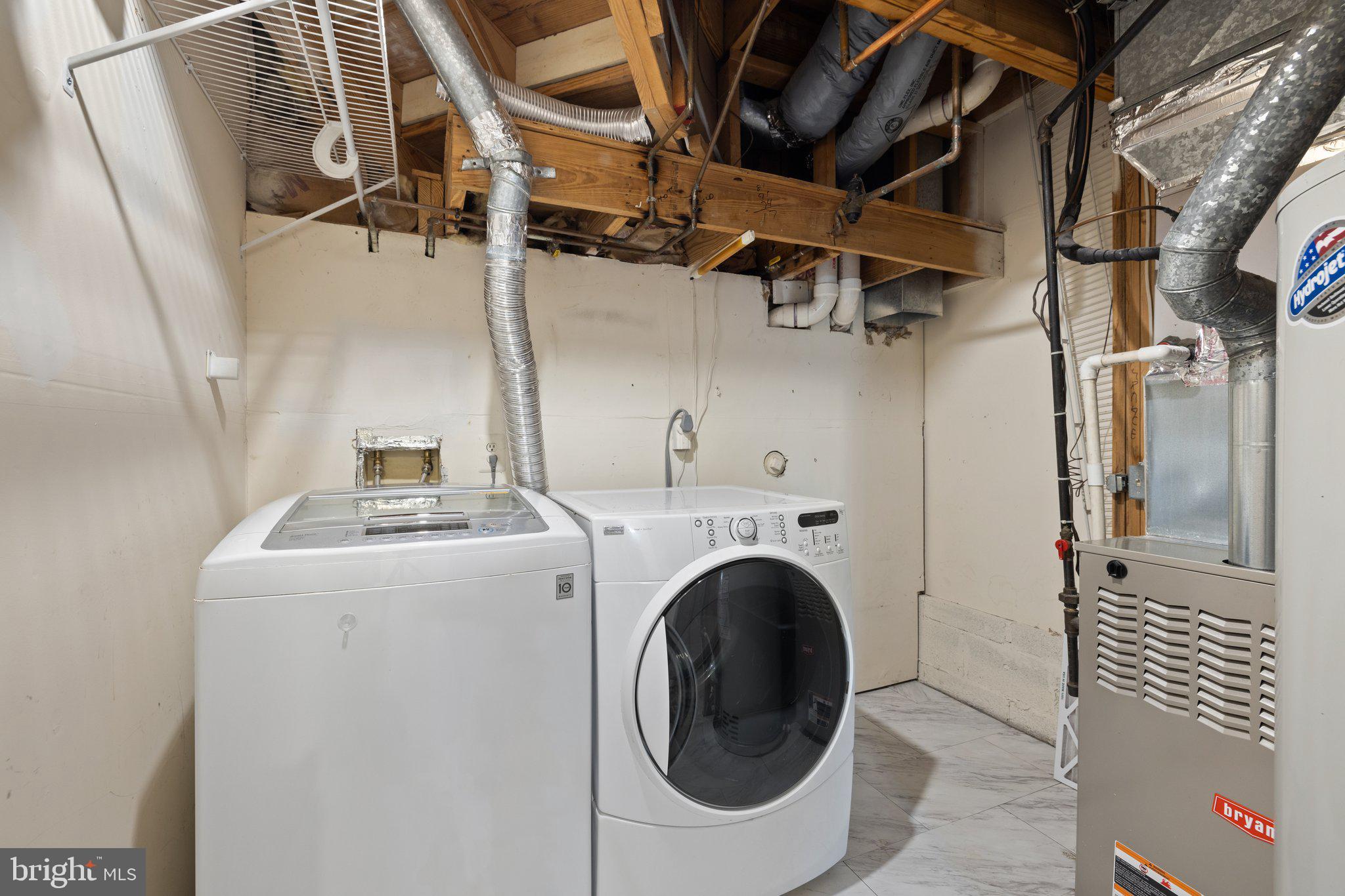 14092 Winding Ridge Lane Centreville, VA 20121 - Photo 41 of 45 Laundry Room in Lower Level