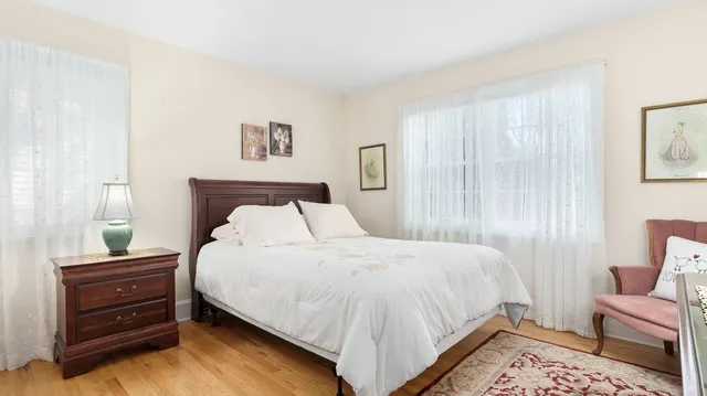 $30,000 | 42 Towhee Trail, East Hampton, NY 11937