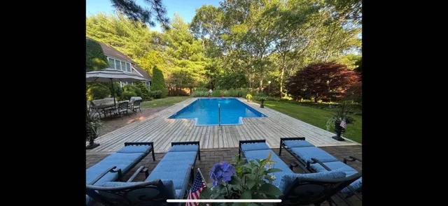 $30,000 | 42 Towhee Trail, East Hampton, NY 11937