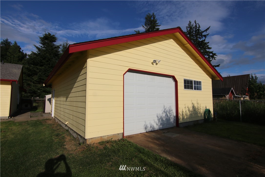 6621 Mission Road Everson, WA 98247 - Photo 8 of 31 Gallery Image 8
