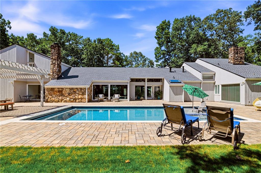 4411 Sentinel Post Road Northwest Atlanta, GA 30327 - Photo 13 of 57 Gallery Image 13