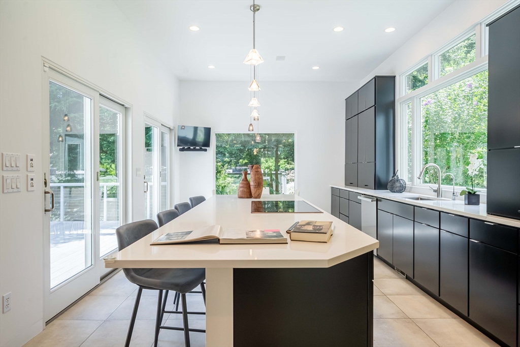 5 Moon Hill Road Lexington, MA 02421 - Photo 13 of 42