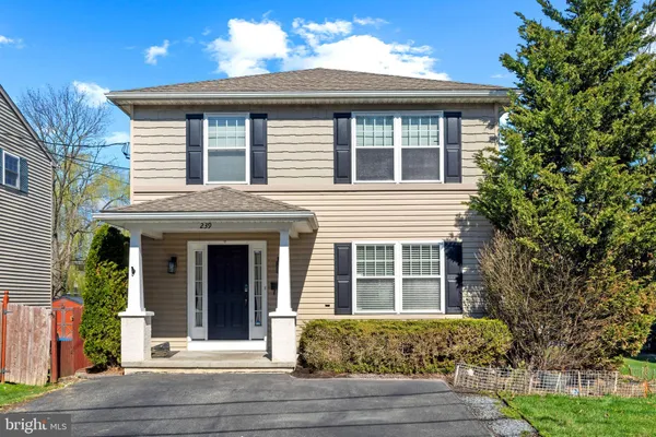 $440,000 | 239 Railroad Avenue, Ephrata, PA 17522