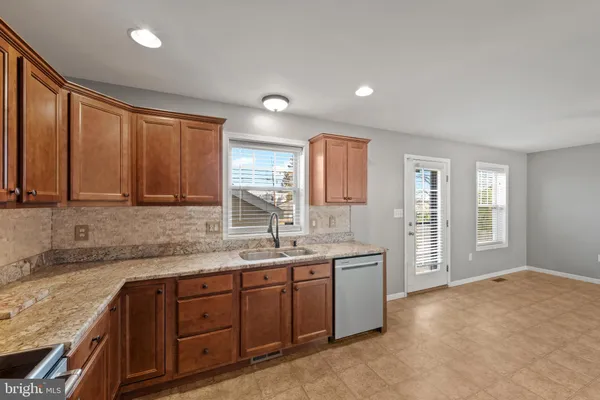 $440,000 | 239 Railroad Avenue, Ephrata, PA 17522