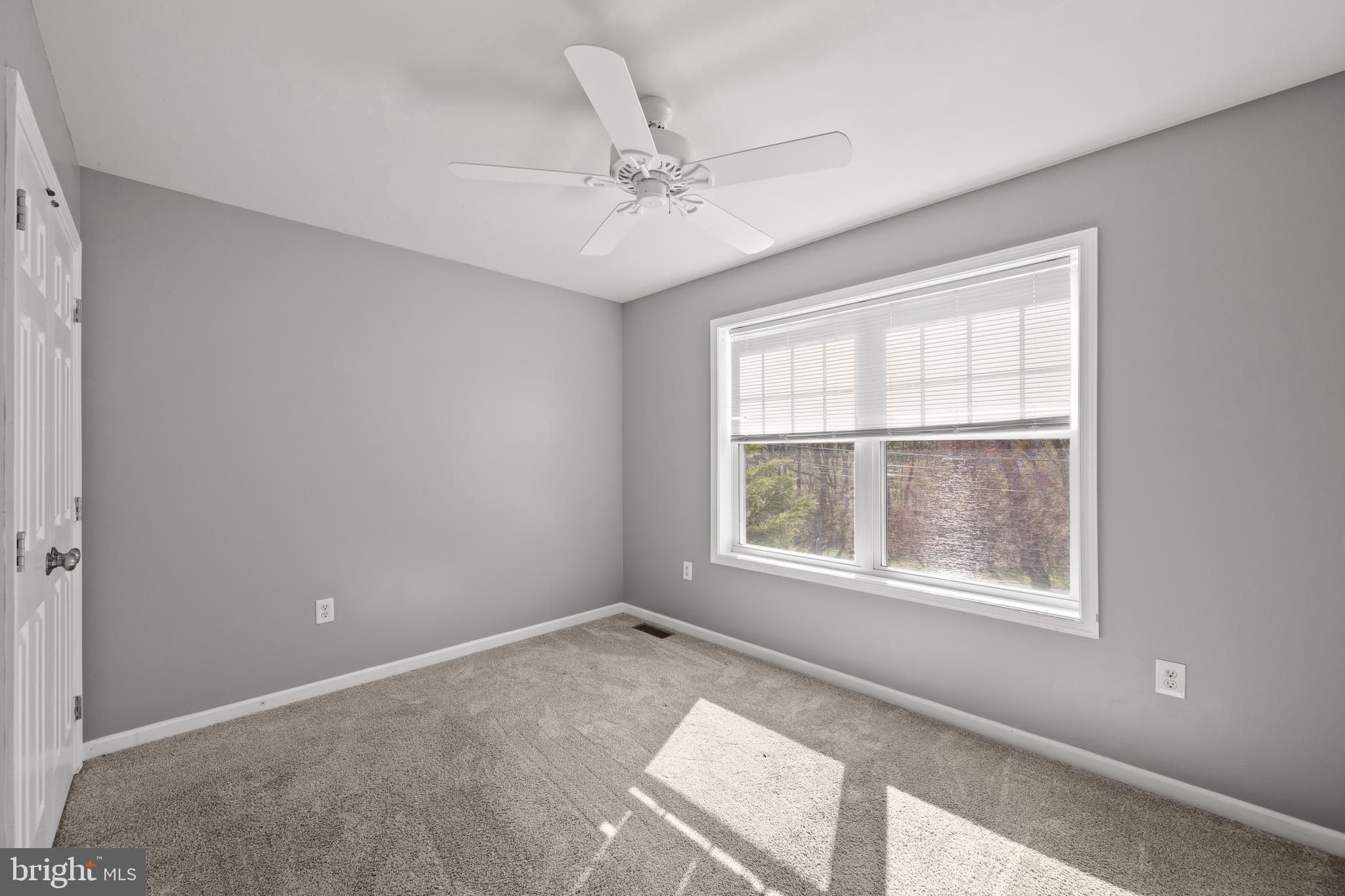 239 Railroad Avenue Ephrata, PA 17522 - Photo 19 of 35