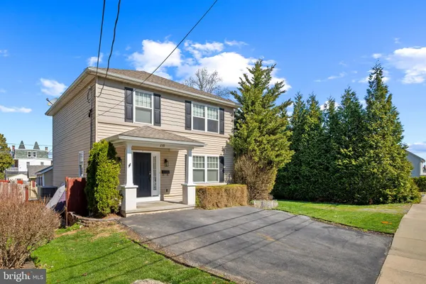 $440,000 | 239 Railroad Avenue, Ephrata, PA 17522