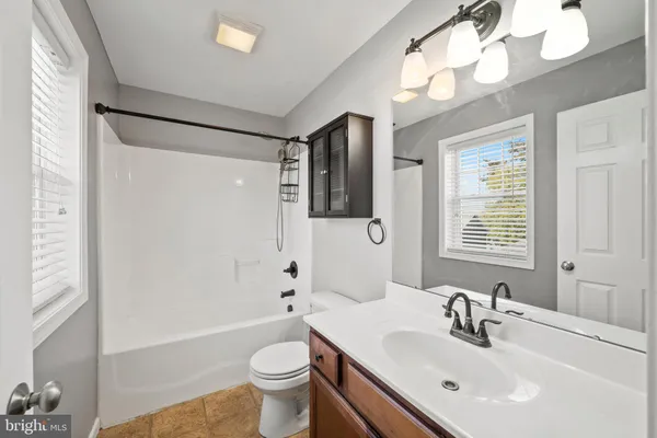 $440,000 | 239 Railroad Avenue, Ephrata, PA 17522