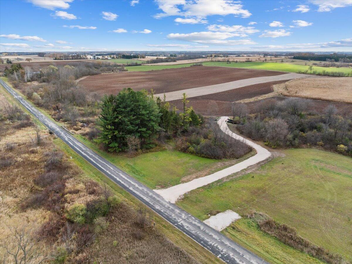 W5197 Green Tree Road Plymouth, WI 53073 - Photo 21 of 37 Looking SouthEast