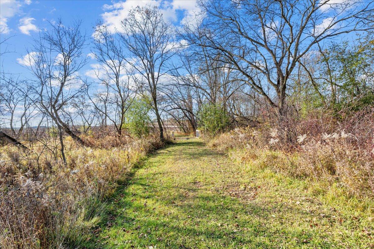 W5197 Green Tree Road Plymouth, WI 53073 - Photo 24 of 37 Paths