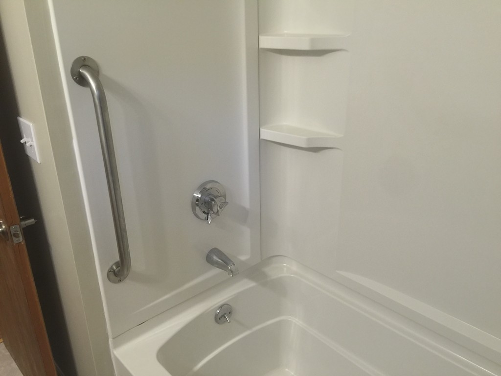 98 Ferncliff Avenue Springfield, MA 01119 - Photo 12 of 27 Gallery Image 12