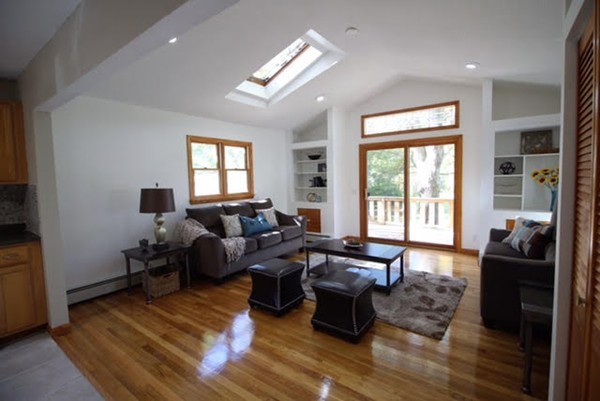 98 Ferncliff Avenue Springfield, MA 01119 - Photo 4 of 27 Gallery Image 4