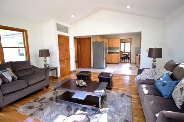 98 Ferncliff Avenue Springfield, MA 01119 - Photo 6 of 27 Gallery Image 6