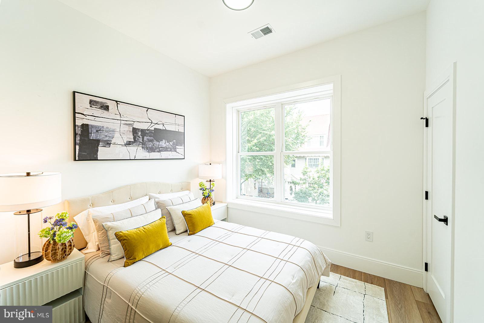 2517 Ontario Road Northwest, Unit 5 Washington, DC 20009 - Photo 17 of 27