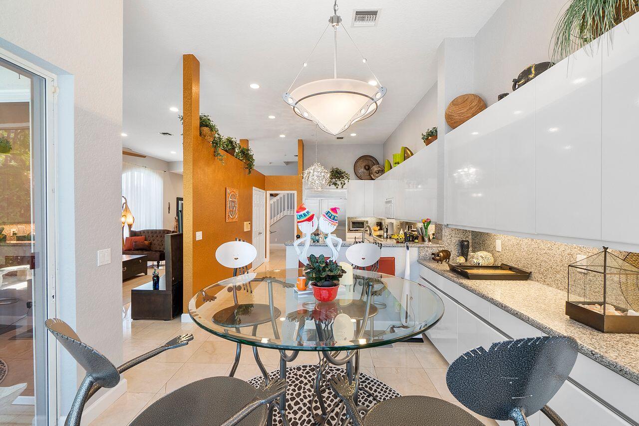 929 Sweetwater Lane Boca Raton, FL 33431 - Photo 10 of 34 E826A6BC-2675-4148-B18A-D93CA2D2AB67