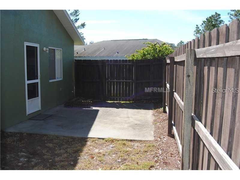 7831 Barclay Road New Port Richey, FL 34654 - Photo 16 of 34 a view of outdoor space and yard