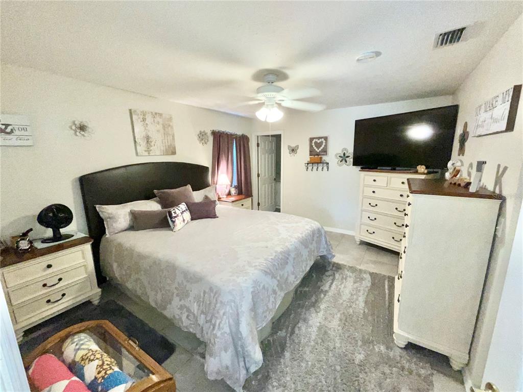 7831 Barclay Road New Port Richey, FL 34654 - Photo 9 of 26