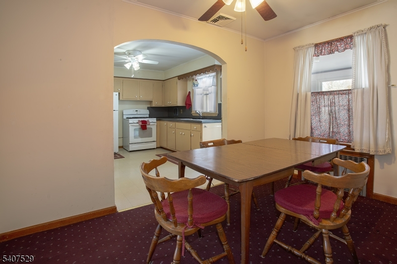 21 Spring Street Ogdensburg, NJ 07439 - Photo 11 of 20