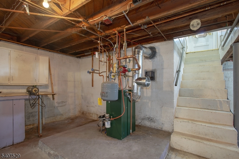 21 Spring Street Ogdensburg, NJ 07439 - Photo 18 of 20