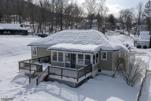 $380,000 | 21 Spring Street, Ogdensburg, NJ 07439