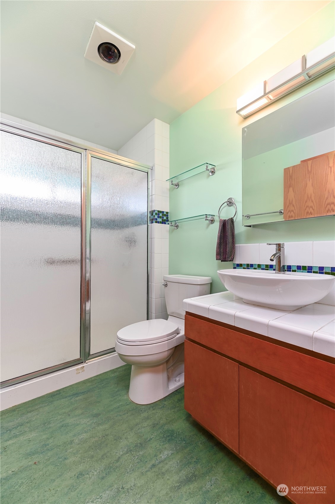 5117 West View Drive Everett, WA 98203 - Photo 15 of 27