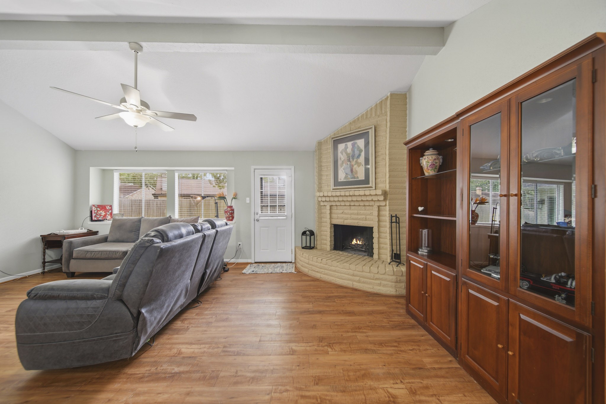 25402 Pepper Ridge Lane Spring, TX 77373 - Photo 14 of 34 Living Room