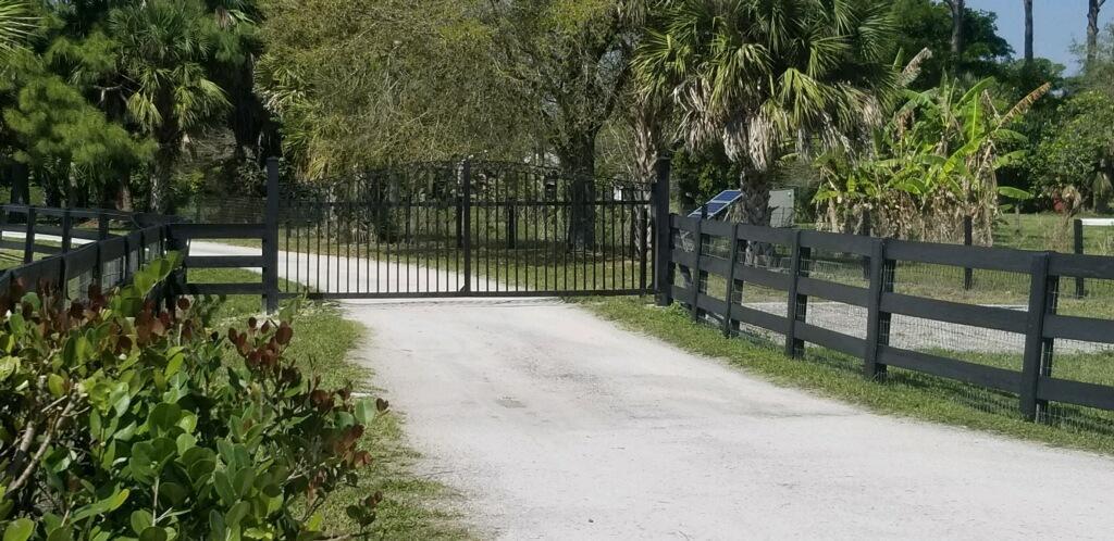 3765 E Road Loxahatchee, FL 33470 - Photo 7 of 42 thumbnail