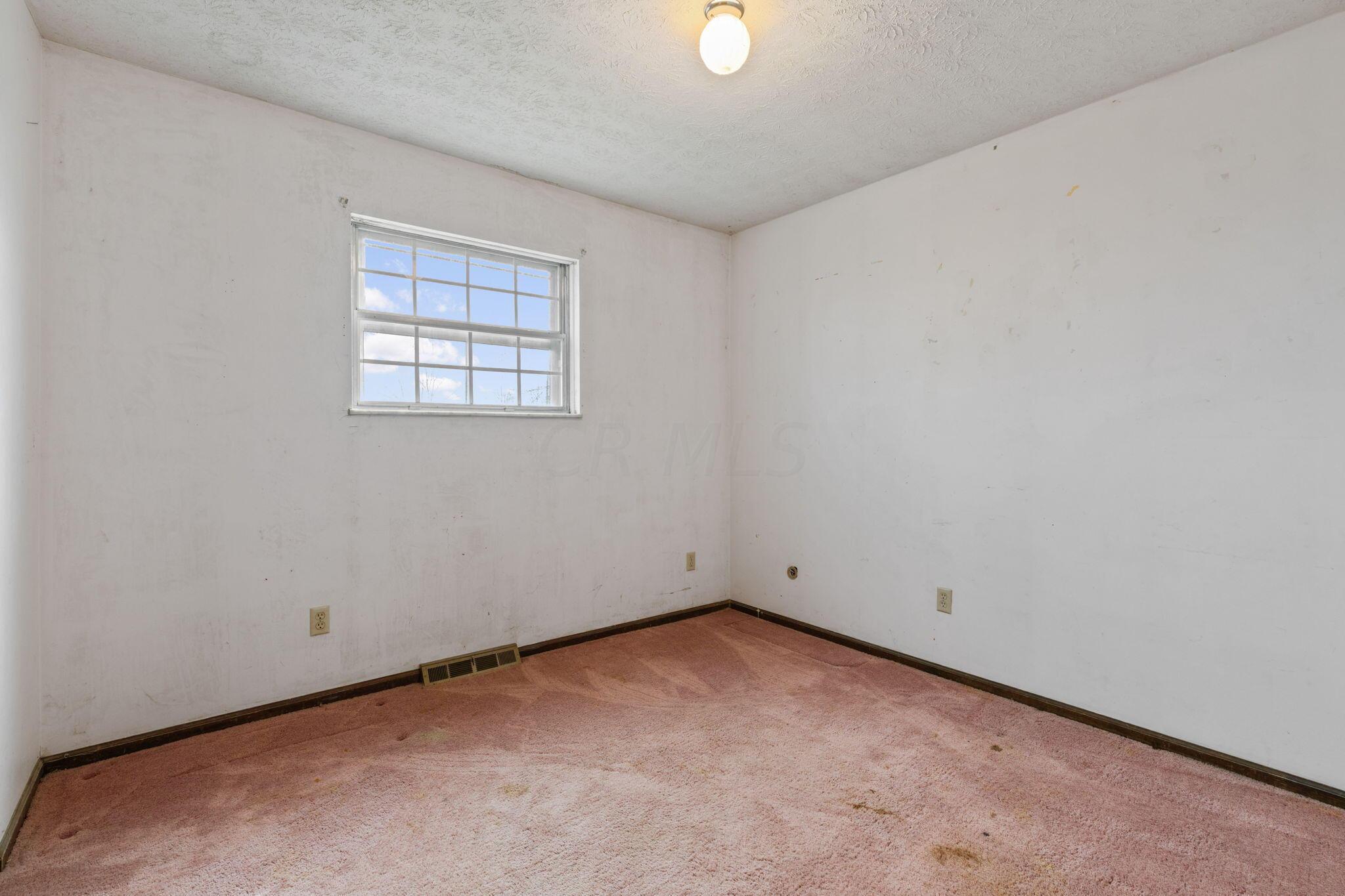 13272 Heimberger Road Northwest Baltimore, OH 43105 - Photo 20 of 32 25-web-or-mls-2024-3-5 13272 Heimberger