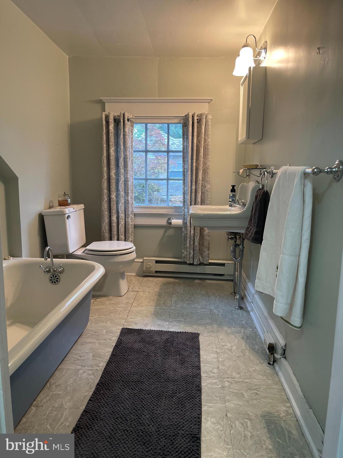 523 Country Club Road York, PA 17403 - Photo 21 of 30