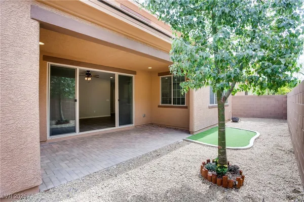 $2,500 | 2517 Bankhurst Street, Henderson, NV 89044