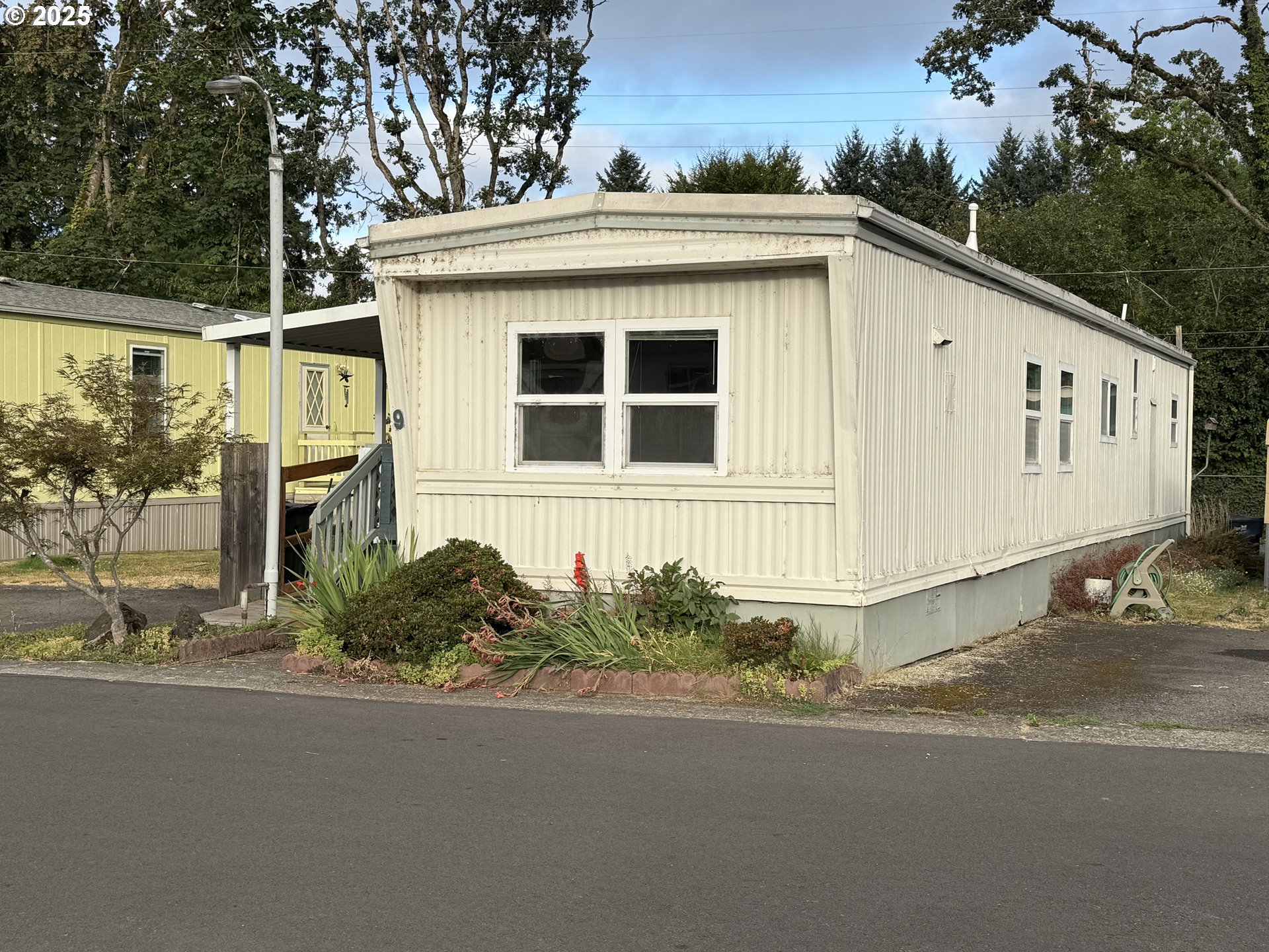 3900 Coburg Road, Unit 9 Eugene, OR 97408 - Photo 1 of 22 Gallery Image 1