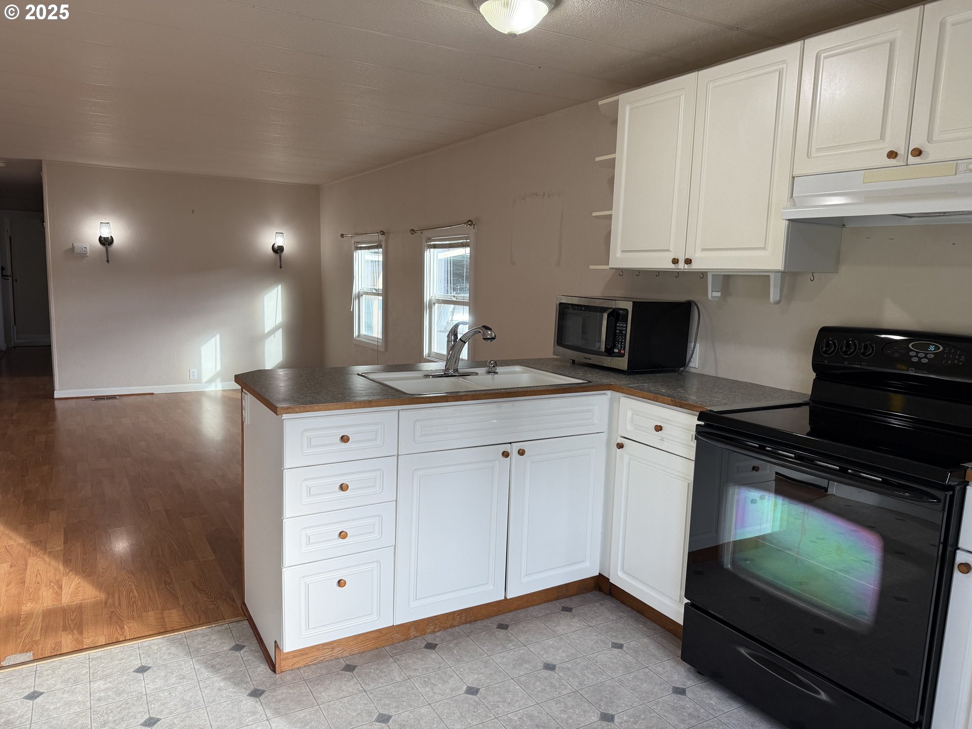 3900 Coburg Road, Unit 9 Eugene, OR 97408 - Photo 12 of 22 Gallery Image 12