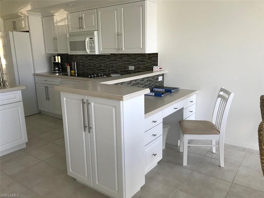 28467 Del Lago Way Bonita Springs, FL 34135 - Photo 8 of 23