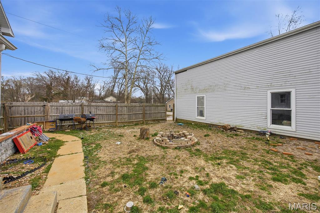 910 Methodist Street Carlyle, IL 62231 - Photo 31 of 37 Gallery Image 31