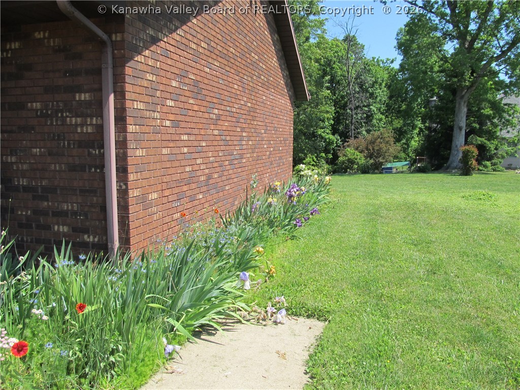 5327 Evergreen Road Fraziers Bottom, WV 25082 - Photo 13 of 17 Gallery Image 13