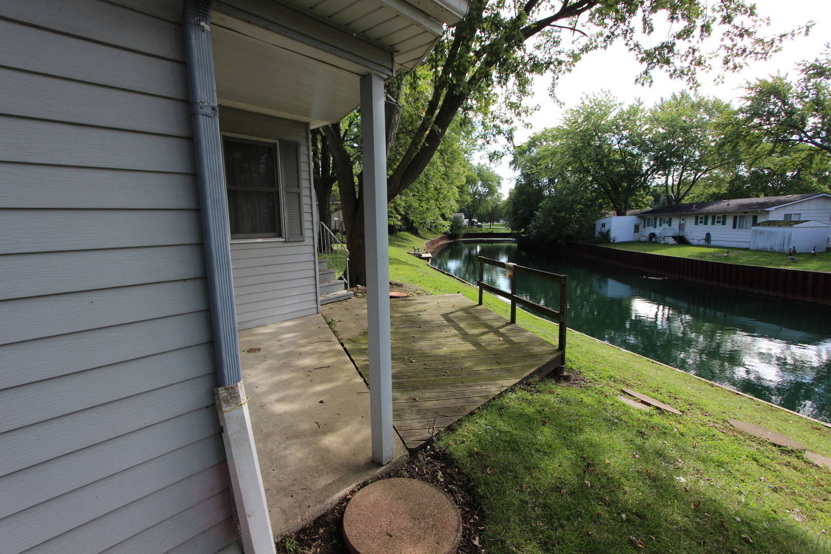 209 Northshore Road Elgin, IL 60123 - Photo 14 of 14