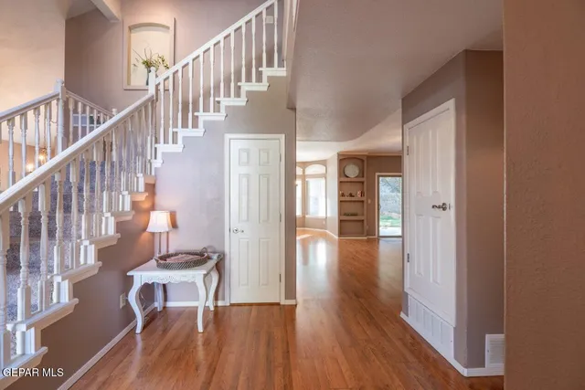 $465,000 | 5912 Via Norte Lane, El Paso, TX 79912