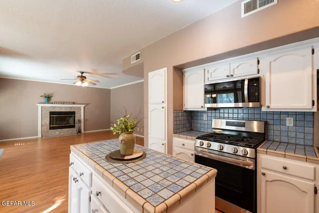 $465,000 | 5912 Via Norte Lane, El Paso, TX 79912