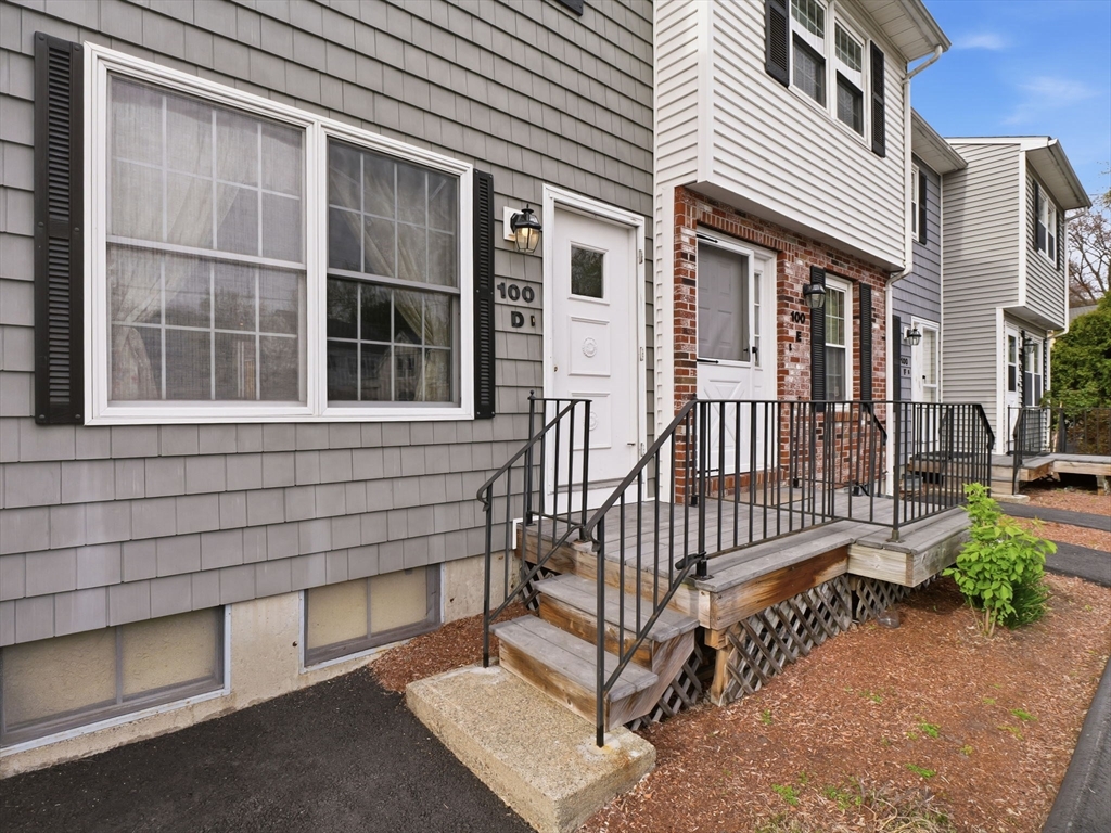 100 Roper Street, Unit D Lowell, MA 01852 - Photo 36 of 38